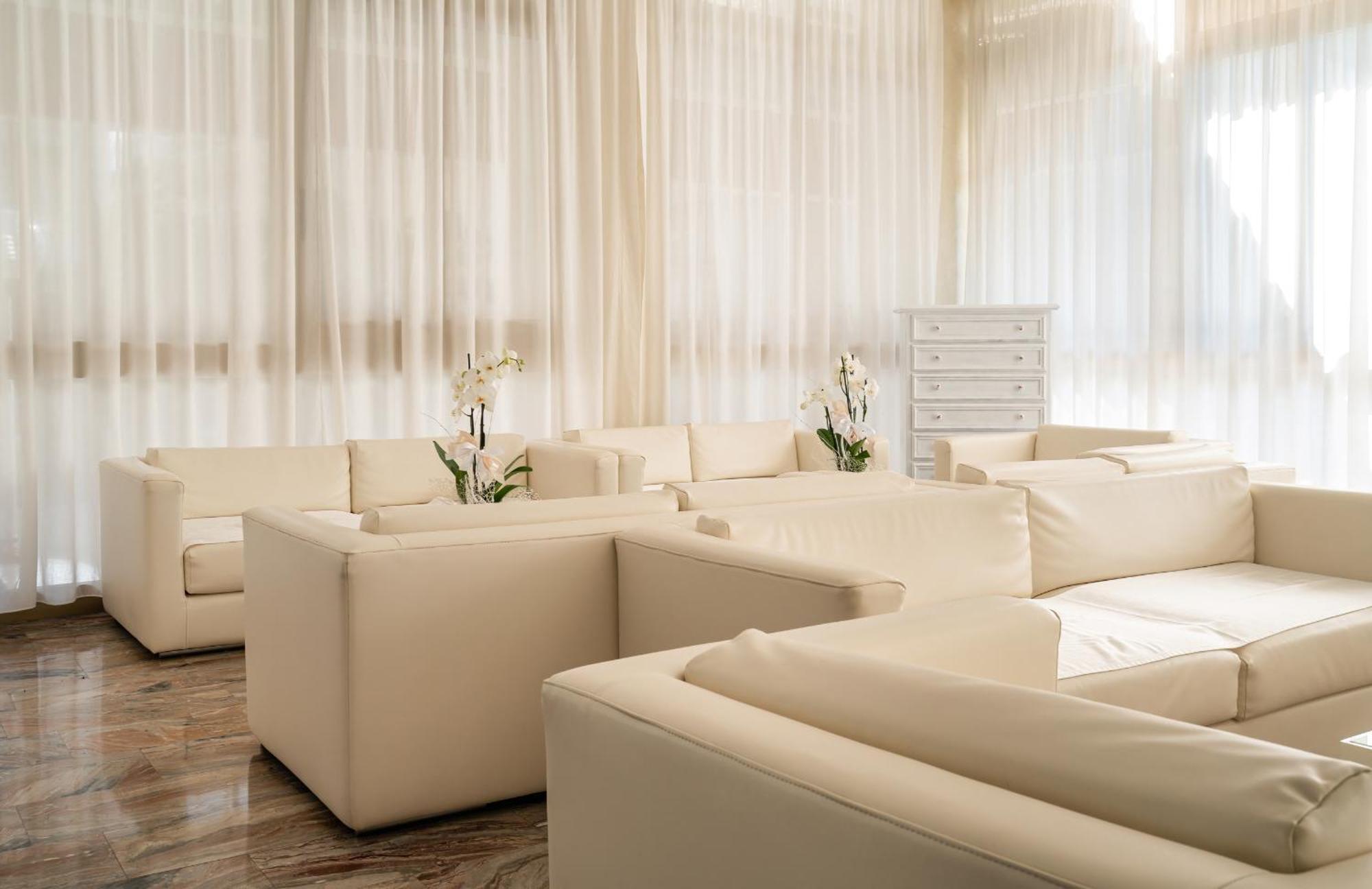 Hotel Universal Cattolica Ngoại thất bức ảnh