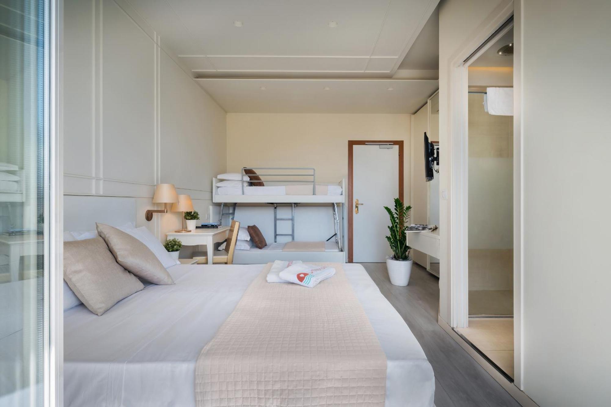 Hotel Universal Cattolica Ngoại thất bức ảnh