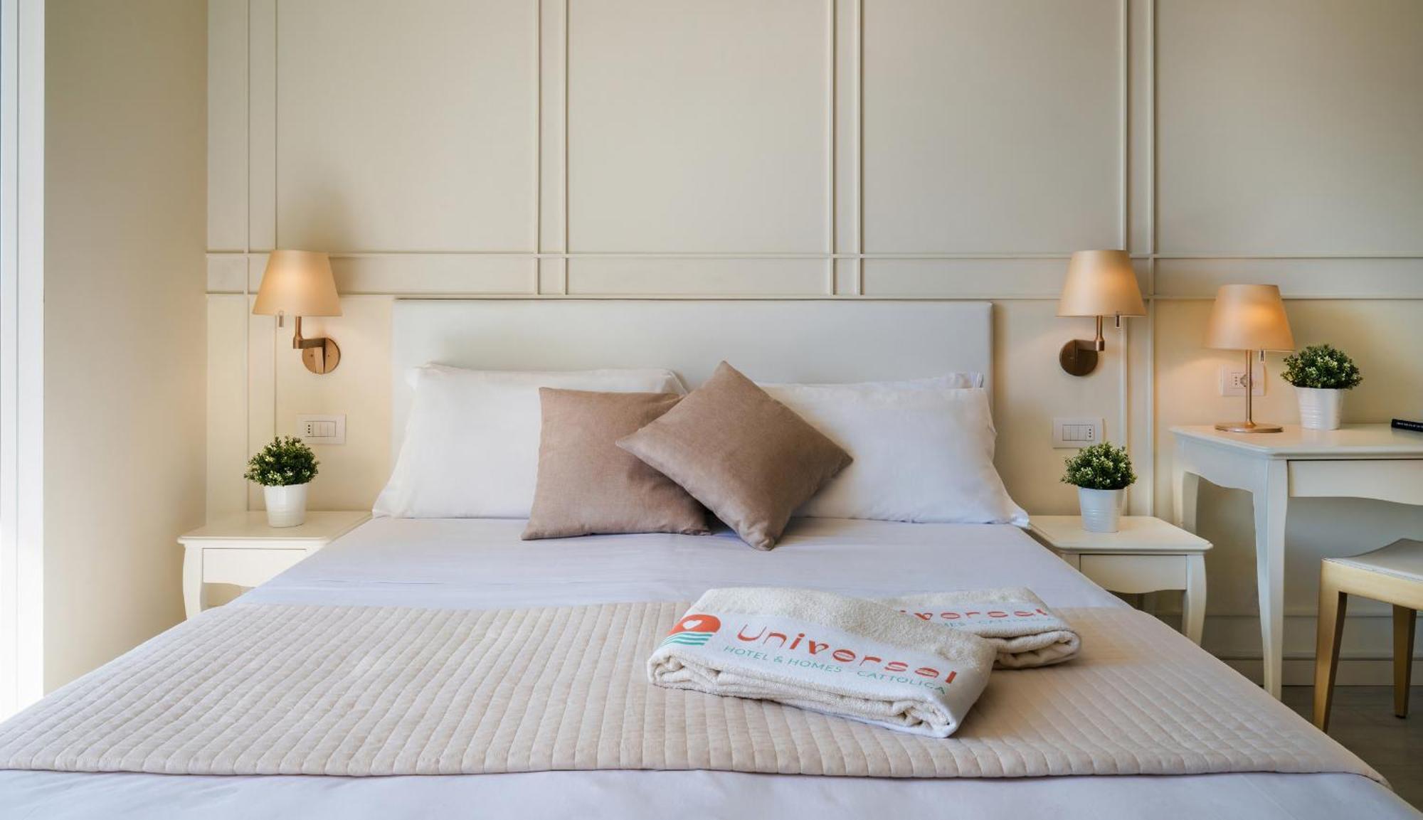 Hotel Universal Cattolica Ngoại thất bức ảnh