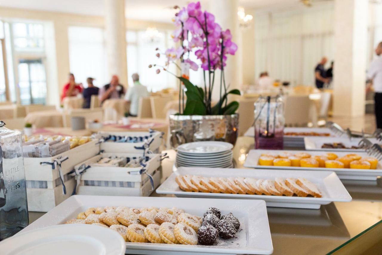 Hotel Universal Cattolica Ngoại thất bức ảnh